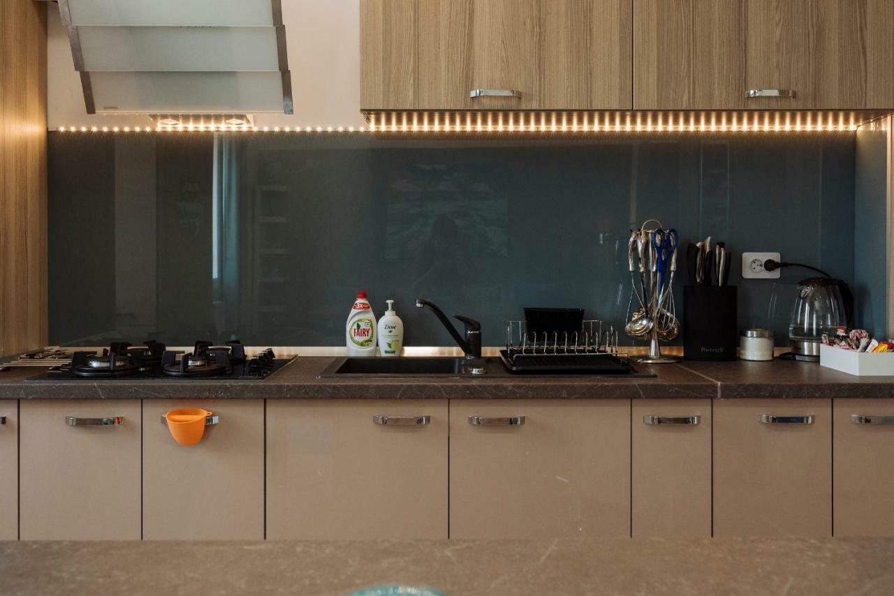 Appartamento Luxury Flat 9 Near Metro Bucarest Esterno foto
