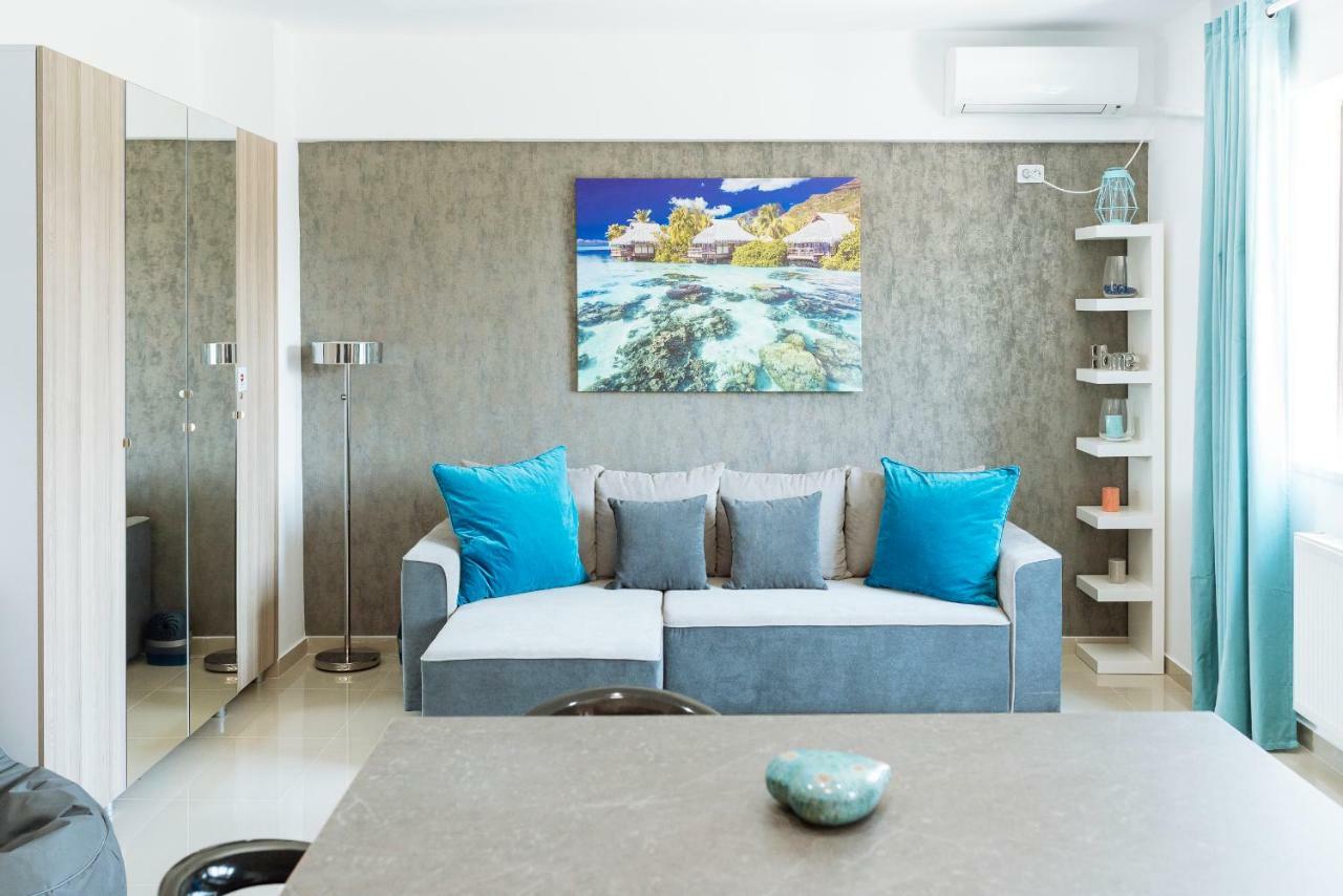 Appartamento Luxury Flat 9 Near Metro Bucarest Esterno foto