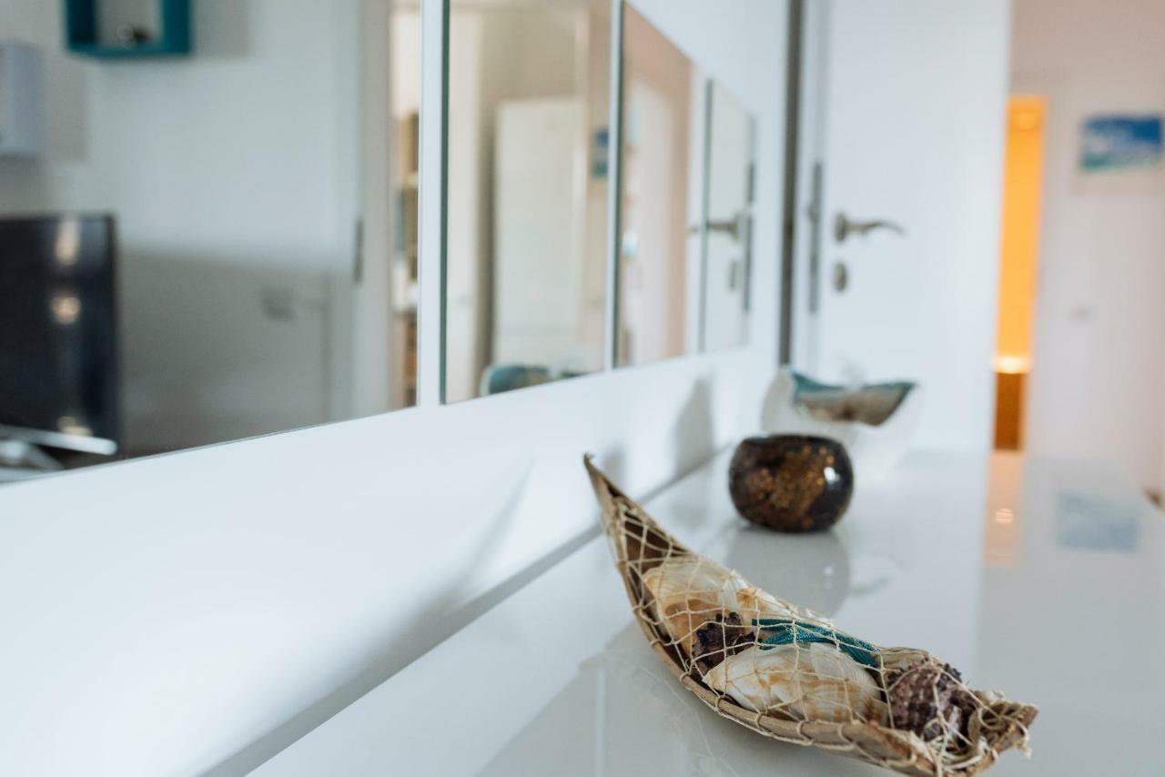 Appartamento Luxury Flat 9 Near Metro Bucarest Esterno foto
