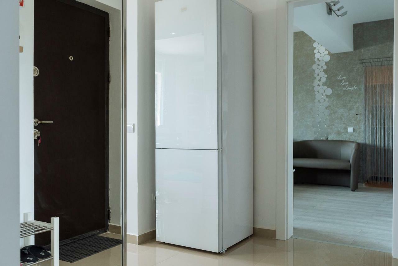 Appartamento Luxury Flat 9 Near Metro Bucarest Esterno foto