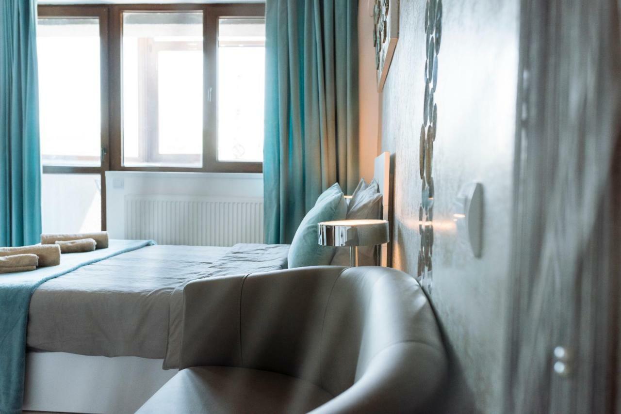 Appartamento Luxury Flat 9 Near Metro Bucarest Esterno foto