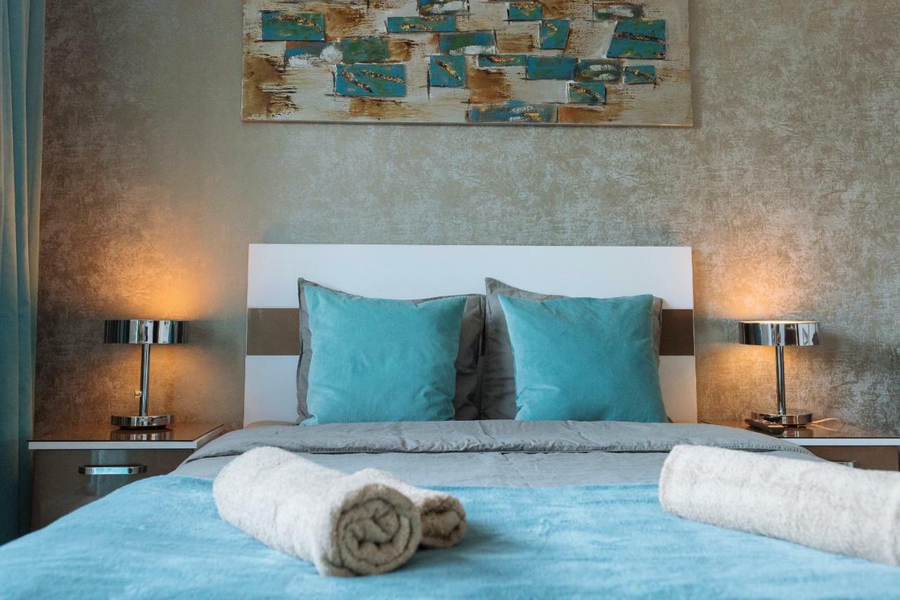 Appartamento Luxury Flat 9 Near Metro Bucarest Esterno foto