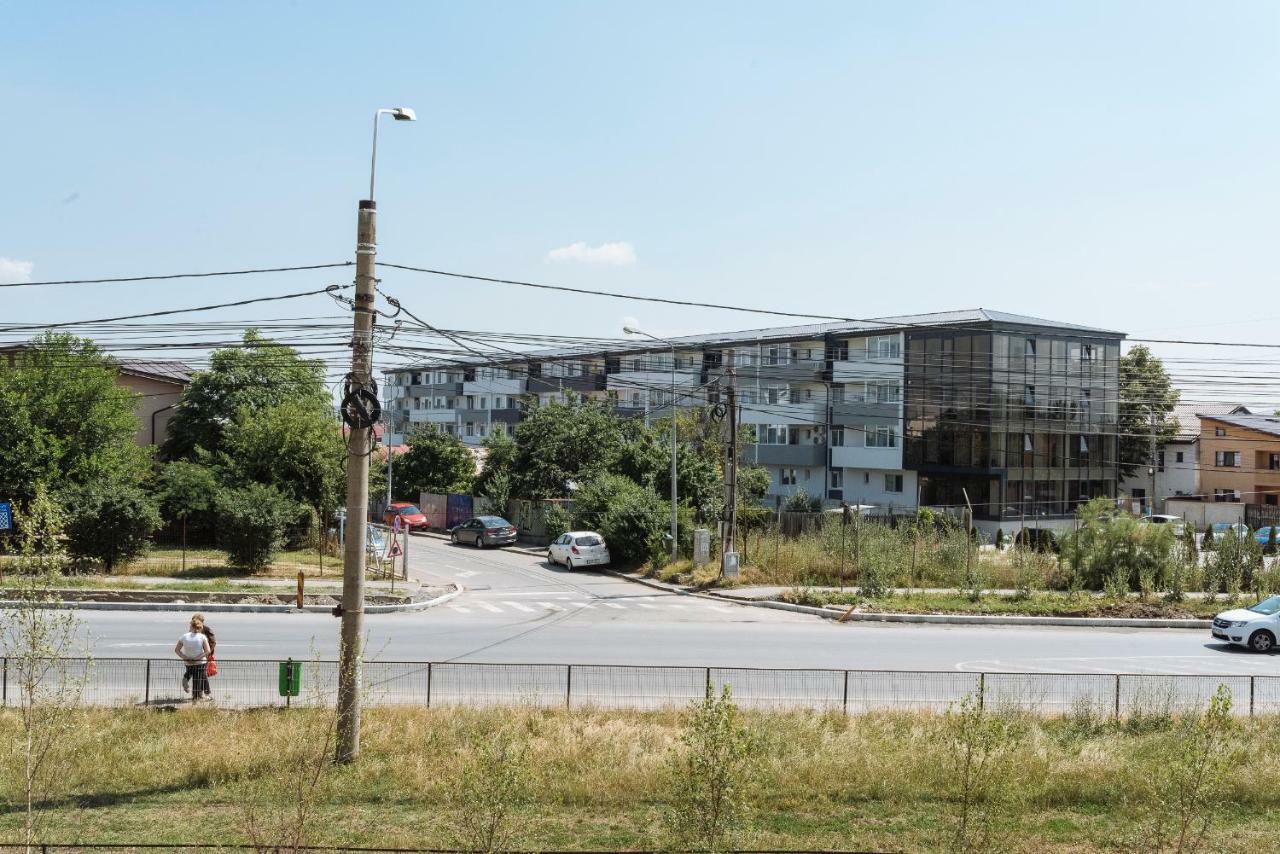 Appartamento Luxury Flat 9 Near Metro Bucarest Esterno foto