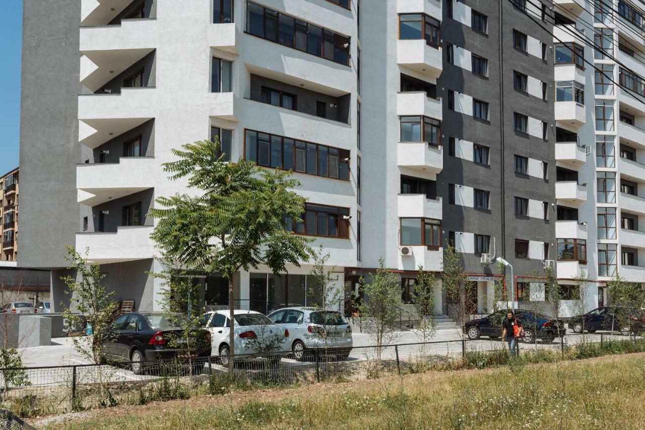 Appartamento Luxury Flat 9 Near Metro Bucarest Esterno foto