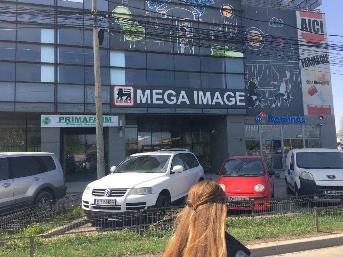 Appartamento Luxury Flat 9 Near Metro Bucarest Esterno foto